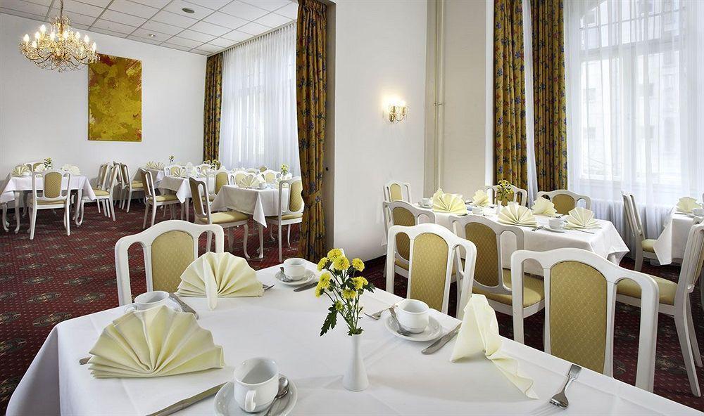 Grand City Hotel Berlin Zentrum Ресторант снимка