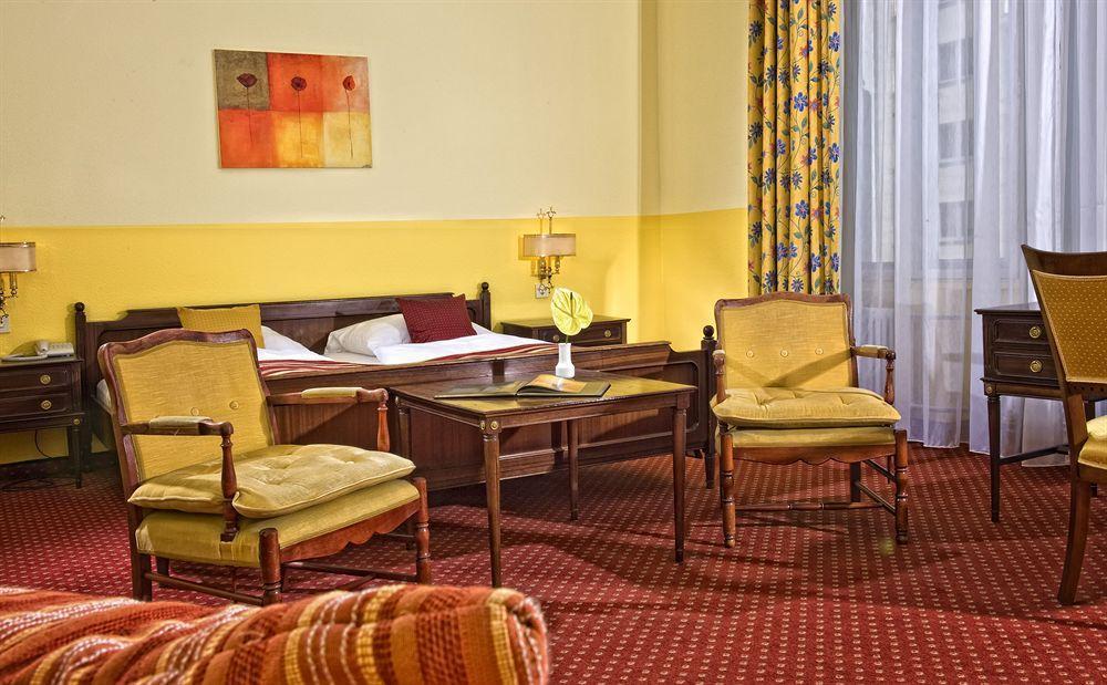Grand City Hotel Berlin Zentrum Стая снимка