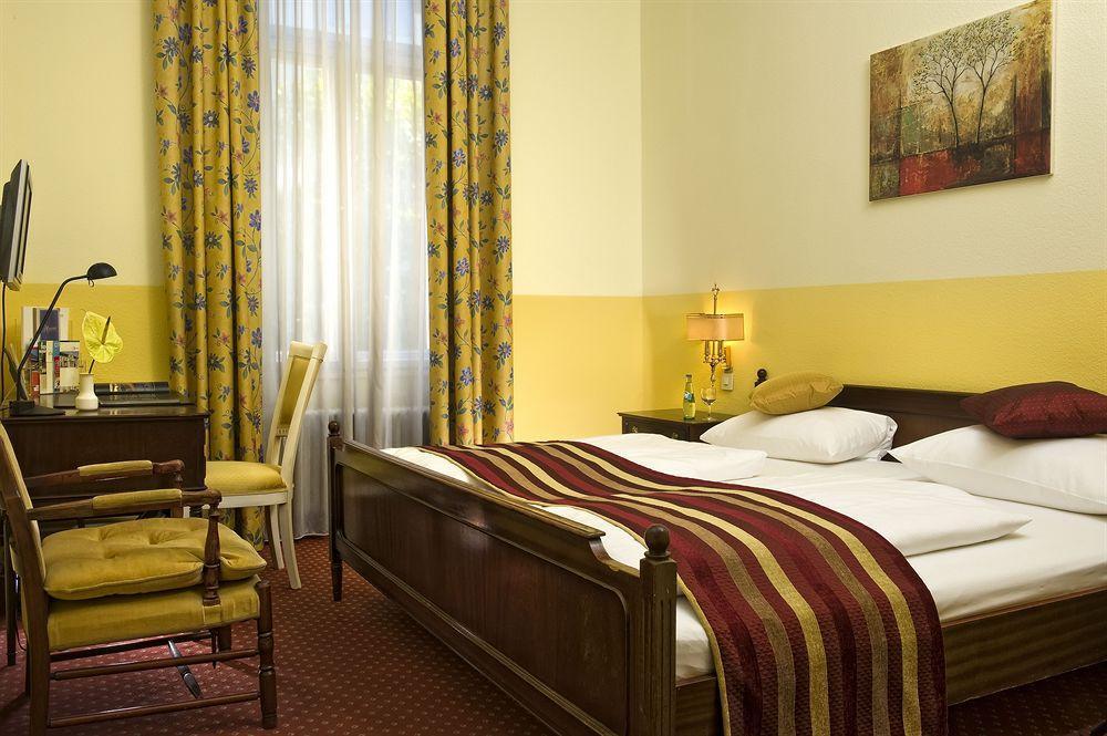 Grand City Hotel Berlin Zentrum Стая снимка